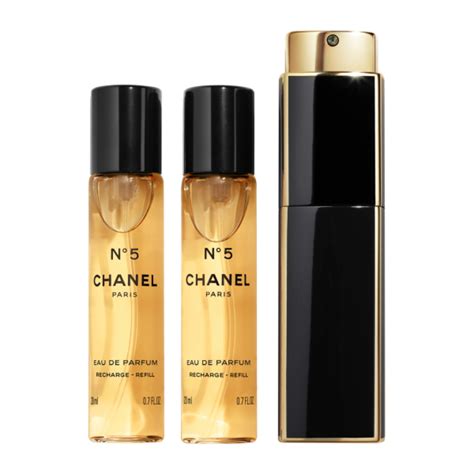 chanel no 5 eau spray reviews